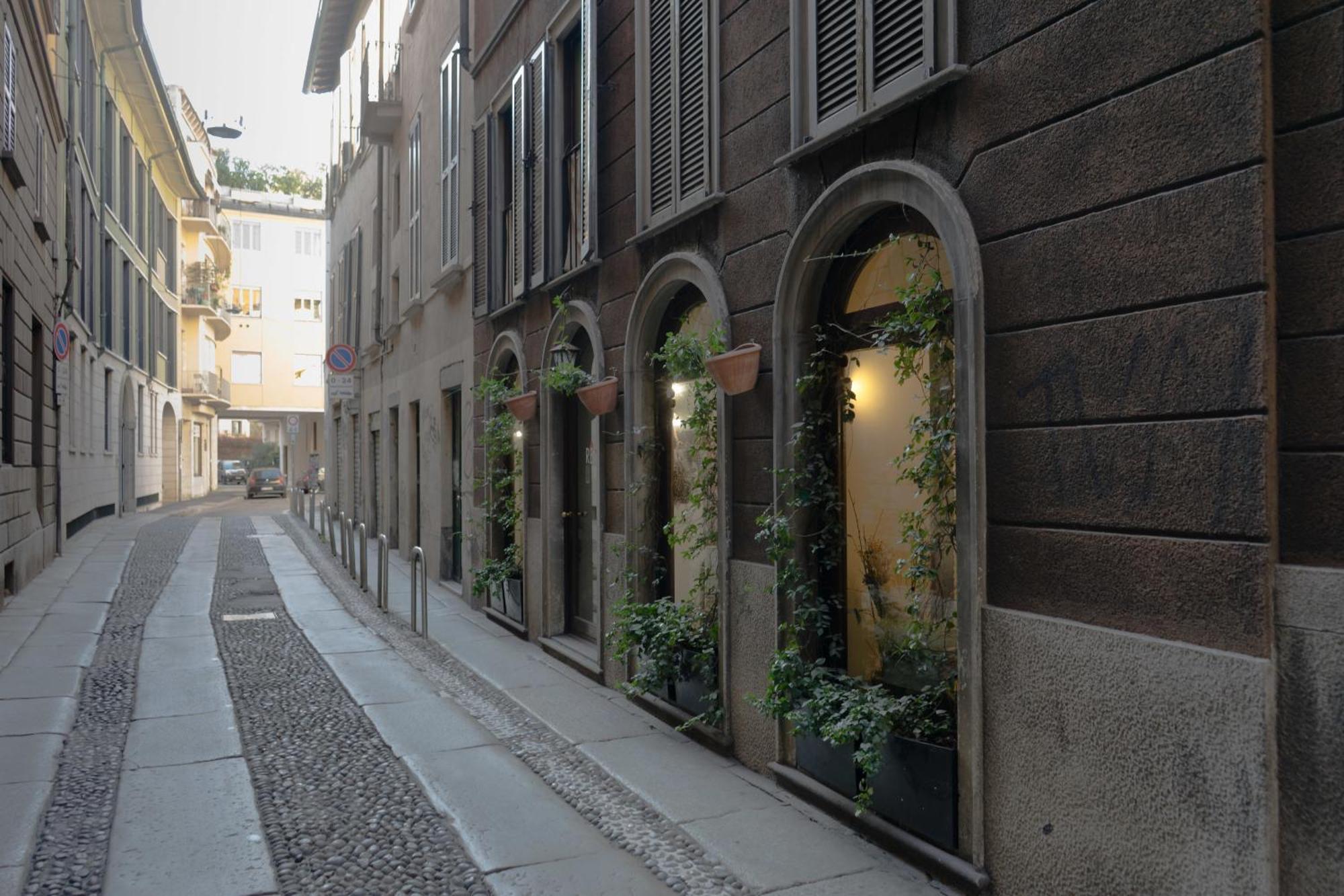 Disciplini Apartment A 5 Min Dal Duomo Milano Ngoại thất bức ảnh